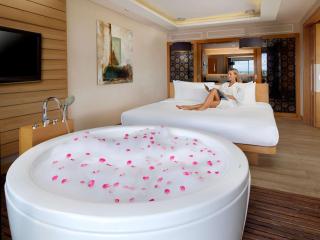 Novotel Phuket Kata Avista Resort and Spa - Kata Beach - 2