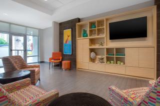 Home2 Suites by Hilton Destin - Destin - 4