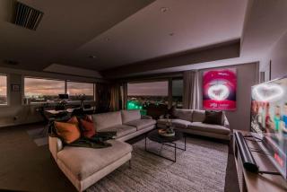 Sleep Amongst the Clouds - Panoramic Views - 0