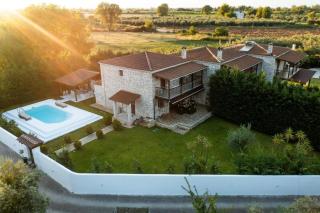 Crown Villa Aphrodite with Private Pool - Kamena Vourla - 7