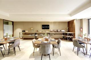 Saltstayz Premier - Cyber Hub - Gurgaon - 2