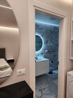 Orange City Center Apartment - Tirana - 3