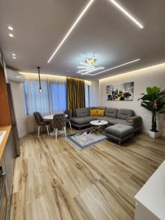 Orange City Center Apartment - Tirana - 9