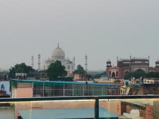 The Vacation Villa Agra A Boutique Hotel Near Taj Mahal - 3