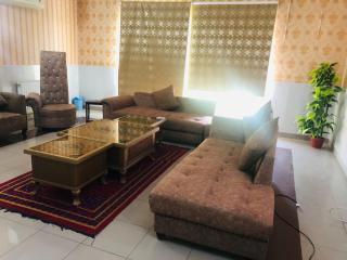 Spacious 3BR Apartment in F-11 Markaz Islamabad - 2