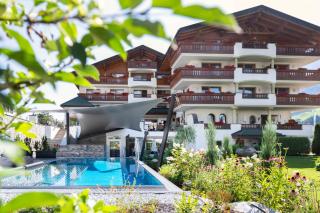 Hotel Stubaierhof - Neustift im Stubaital - 0