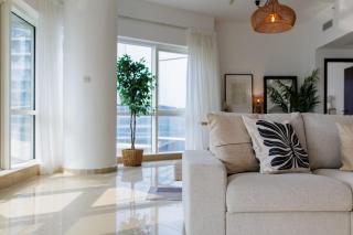 Serene Chic Flat 180 Degree Lake & Marina Skyline View - Dubai - 4