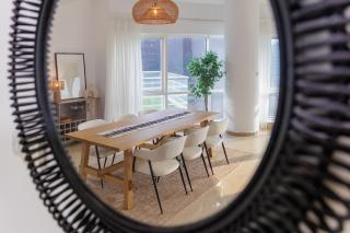 Serene Chic Flat 180 Degree Lake & Marina Skyline View - Dubai - 1