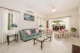 Luxury Villa With a Stunning Private Swimming Pool - Saint James - 9
