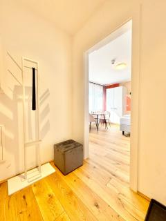 Stylische Wohnung mit Balkon - 4