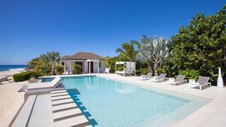 Deluxe 4BR beachfront villa with sunset views - Baie Longue - 2