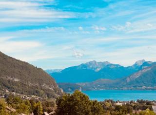 Loft vue sur Lac d'Annecy et Montagnes - Annecy - 0