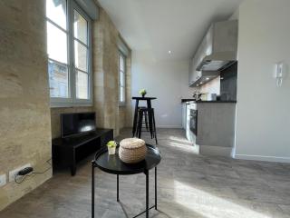 Studio lumineux avec Climatisation pour 2 Personnes - Bordeaux - 0