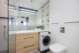 Apartment with Terrace & Parking by Noclegi Renters - 4