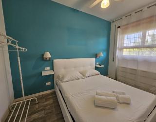 Isabella Apt with Sea View and Private Beach - 4