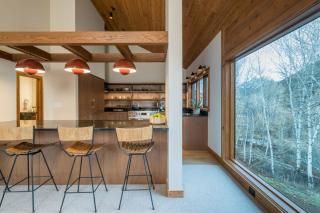 Retro River View - 8