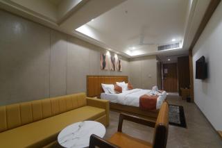 HOTEL STATURE INN - Kevadia - 8