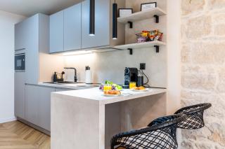Apartment Centre In Stone House - Split - 3