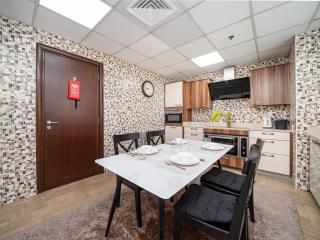 Spacious 4 Bedroom Marina Oasis - Dubai - 4