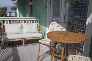Scenic Bunkalow - Steps from Gated Beach Access - Destin - 6