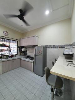 Teratak Ayuni with Private pool - Batu Gajah - 7
