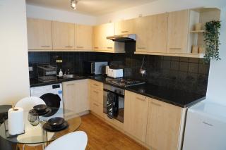 Cozy 1 Bed Flat, Bham City Centre, Free Parking Sleeps 2 - Birmingham - 1