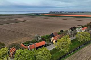 Luxe vakantiehuis in dijkboerderij - Zuid-Beijerland - 0