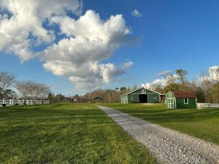 Visit the beach, stay at Serenity Farms - Cantonment - 7