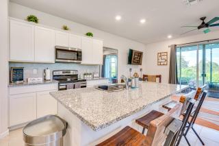Wesley Chapel End Unit with Patio and Nature Views! - 2