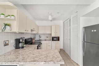 Sandy Beach Villa - Spectacular setting on the beach (full service generator) - Rincon - 1
