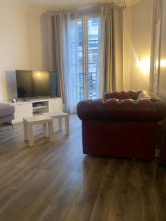 AG Immobilier 75 - París - 0