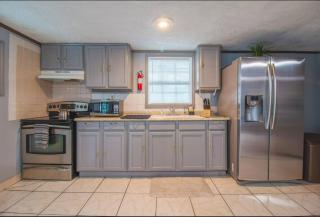 Spacious 2br Retreat Pets Ok Sleeps 6 - Orlando - 0