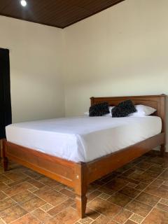 sarahs peaceful apartments - Parrita - 0