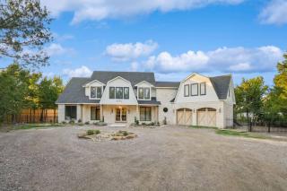 Paradise Tiger Mansion 6BR W Pool, Weddings Events - Waxahachie - 1