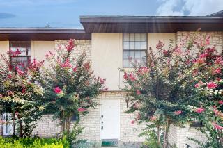 Condo on the Green - Canyon Lake - 9