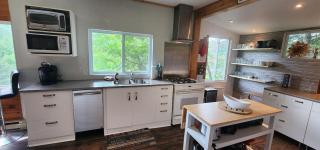 Serenity Tree house on the lake - 1