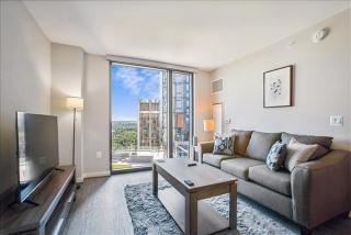 National at Rosslyn Towers - 7