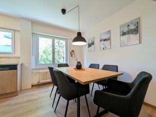 Sonniges Apartment mit 3 Schlafzimmern & Balkon mit Bergblick - 3