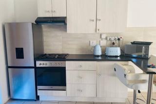Luxury Suites at The Square Duplex Townhouse - Springfield - 3