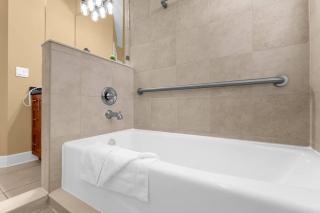 4BR Family Townhome in Enchanting Orlando inside the Disney Resort Area - Orlando - 3