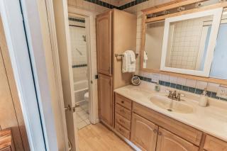 Parkstrip Place, Pet Friendly Downtown Home - 5