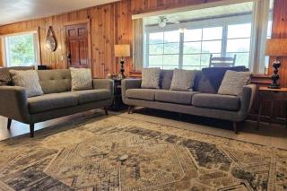 Tumbling Leaf Cabin - Franklin - 4