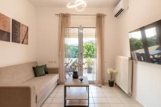 Family Friendly Luxury Apartment - Néa Alikarnassós - 6