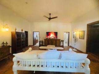 Luxury 5Bdrm Malindi Villa, Pool & Outdoor Space - 4