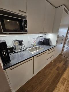 Ilmastoitu 4 makuuhuoneen asunto kantakaupungissa - 5