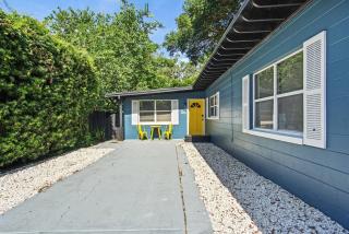 Modern 3br Duplex Kitchen, Wi-fi & Pet-friendly - 0