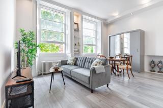 Kensington 1bd apt seconds from Museums - Londra - 0