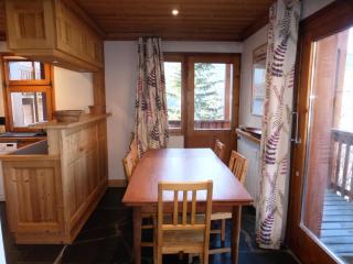 Résidence Les Airelles - Appartement spacieux, à proximité des pistes de ski (100m), et à un arrêt de bus MAE-6560 - Les Allues - 9