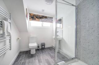 -4F421- For your Relaxed,Cosy stay,Free Parking - Batley - 1