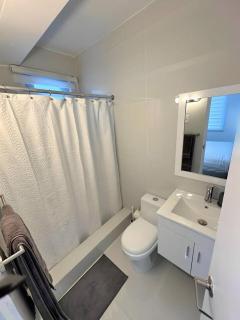 Beautifully Renovated 3 Rooms Home I - San Juan - 4